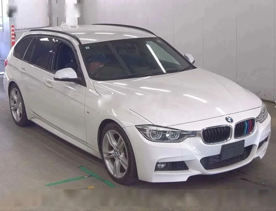 BMW 3 SERIES