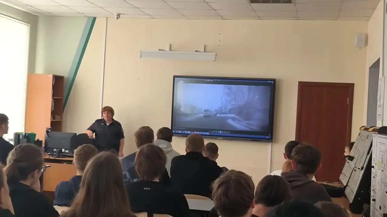 ⭐️В рамках акции «Засветись» для студентов 1 курса Лукояновского Губернского колледжа б...
