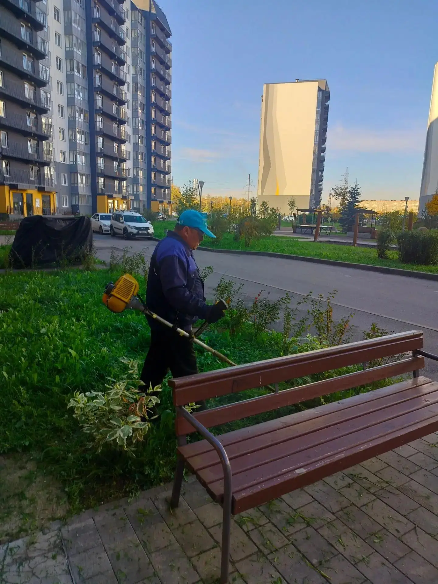 🍂 Октябрь в Новогорелово: работа кипит, дворы готовятся к зиме