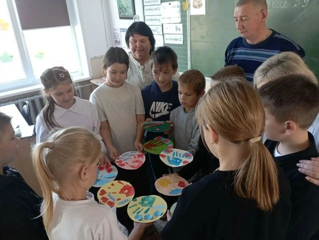 🎉👨👧👦 День отца в 4 классе Аёвской СОШ прошёл ярко и необычно!