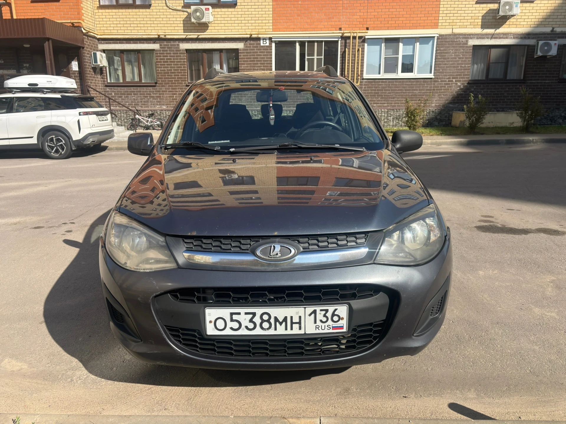 Продам Калину 2014 год, 2 владельца, ПТС оригинал, ни запретов ни штрафов нет, 177 тыс....