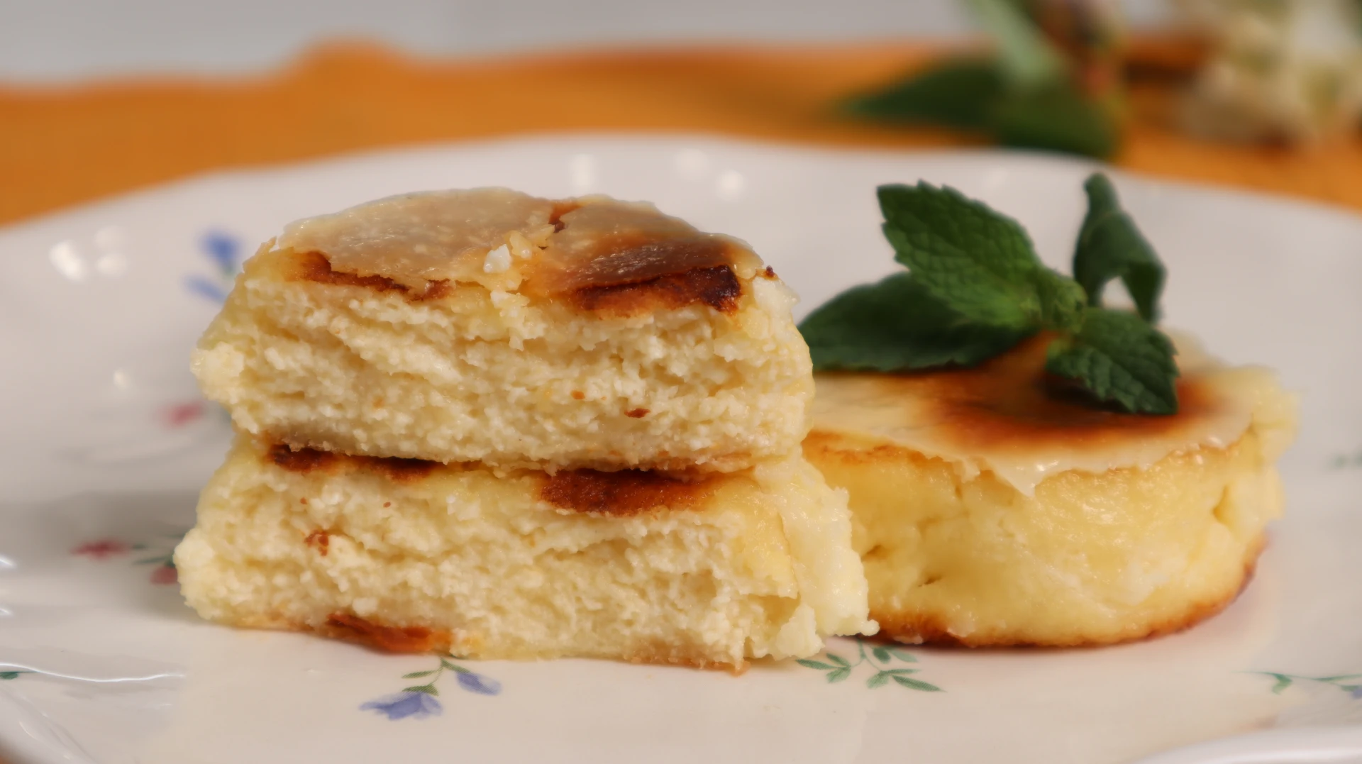 Сырники с небольшим СЕКРЕТИКОМ. Так намного вкуснее! После этого рецепта больше никак и...