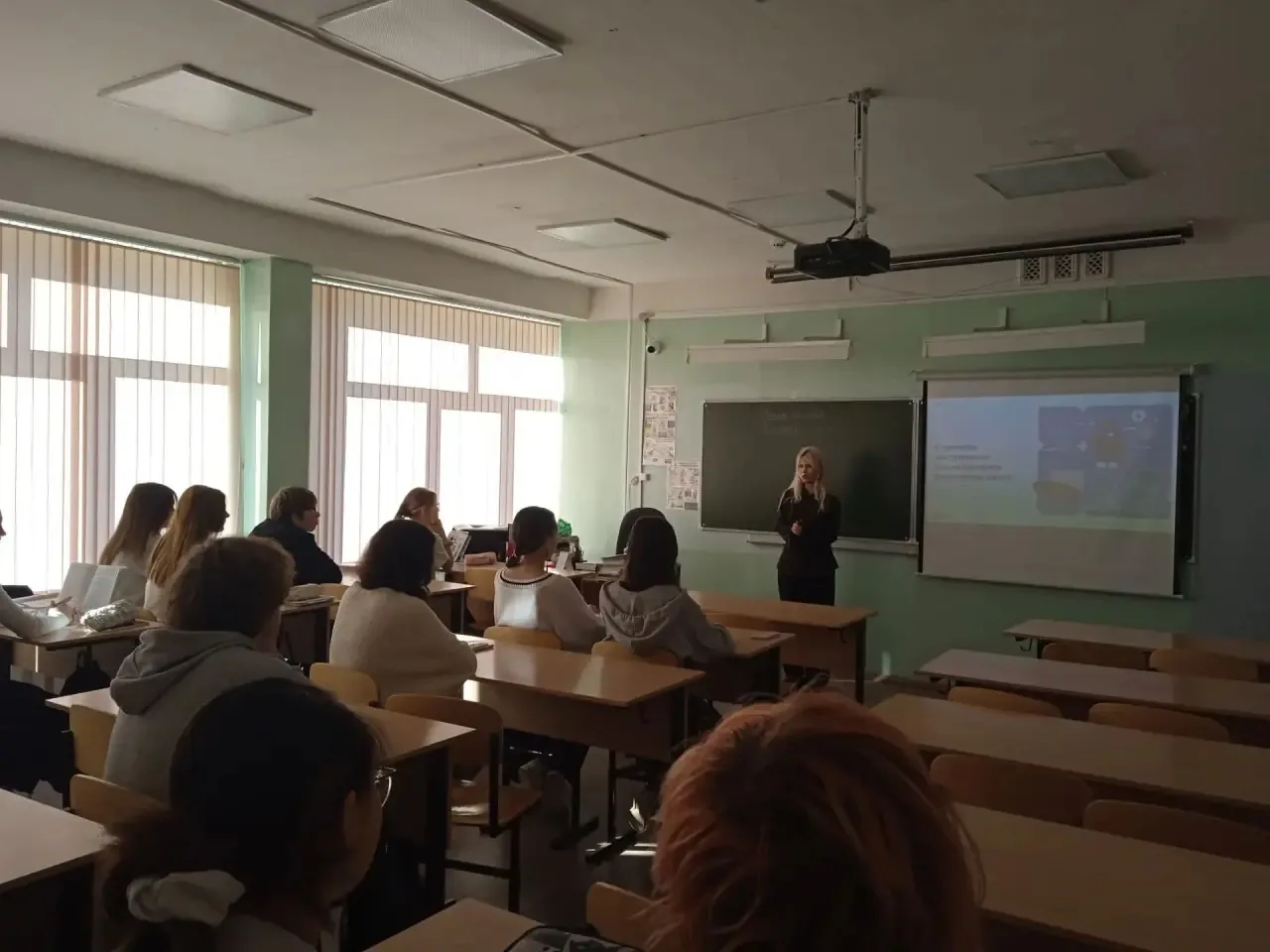 🤖 «ИИ‑технологии и выбор профессии»: взгляд в будущее! 🌅