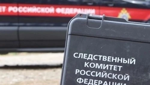 В центре Петербурга мужчина угрожал взорвать гранату в коммуналке