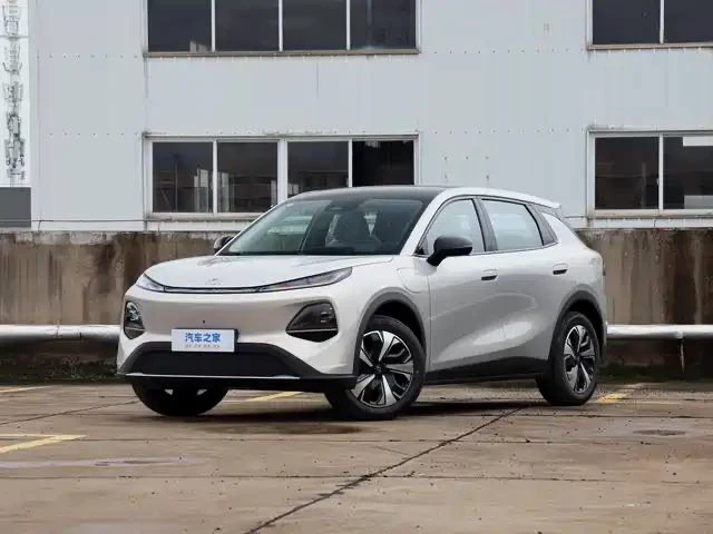 Абсолютно новый автомобиль из Китая 🇨🇳