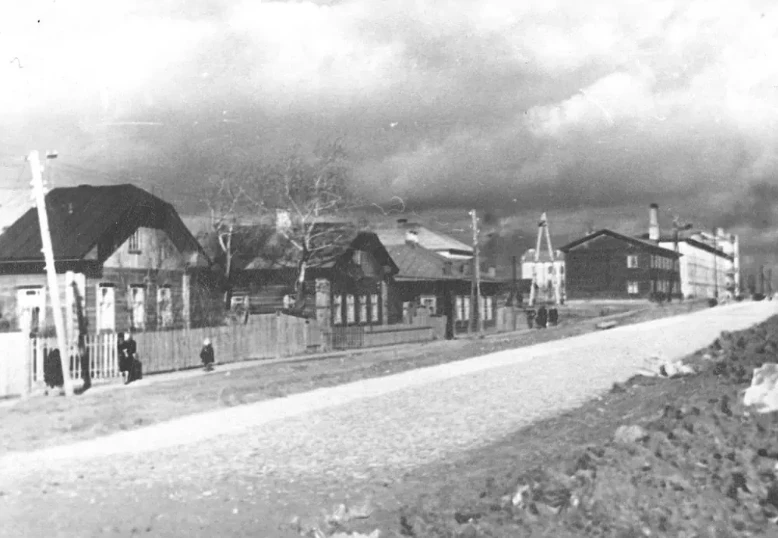 Октябрьская улица, 1955