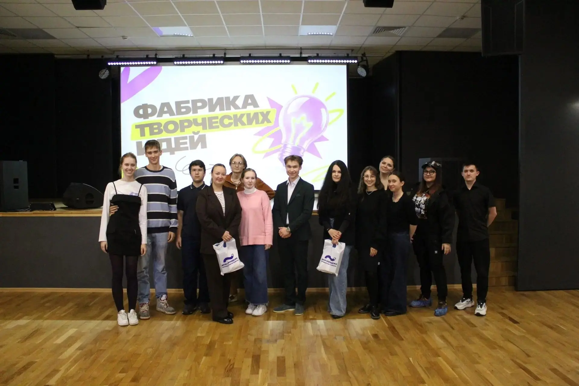 🤝 Объединяем усилия: в Приморском районе открываются новые возможности для НКО!