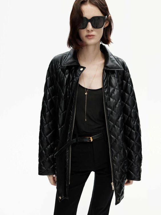 Стежка с эффектом продублированной кожи Hugo Boss. 🖤
