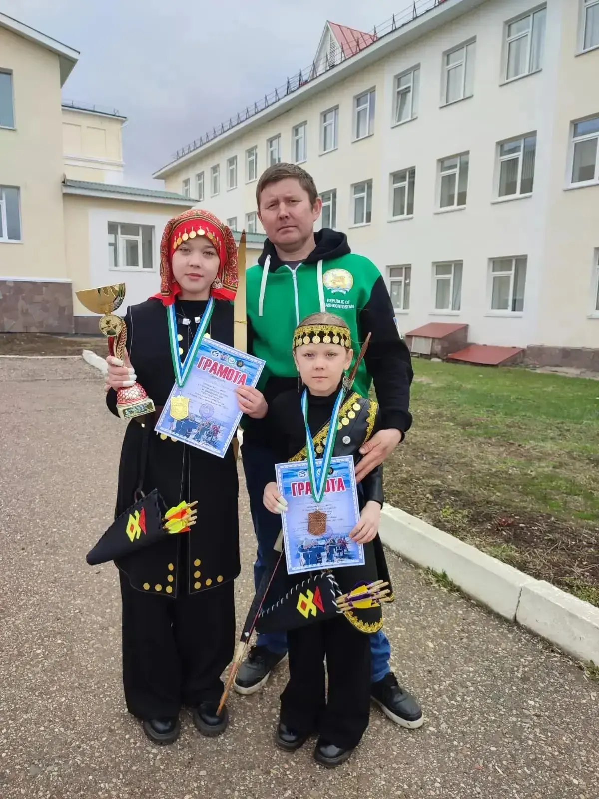 ЗА ЧТО Я БЛАГОДАРНА ПАПЕ!