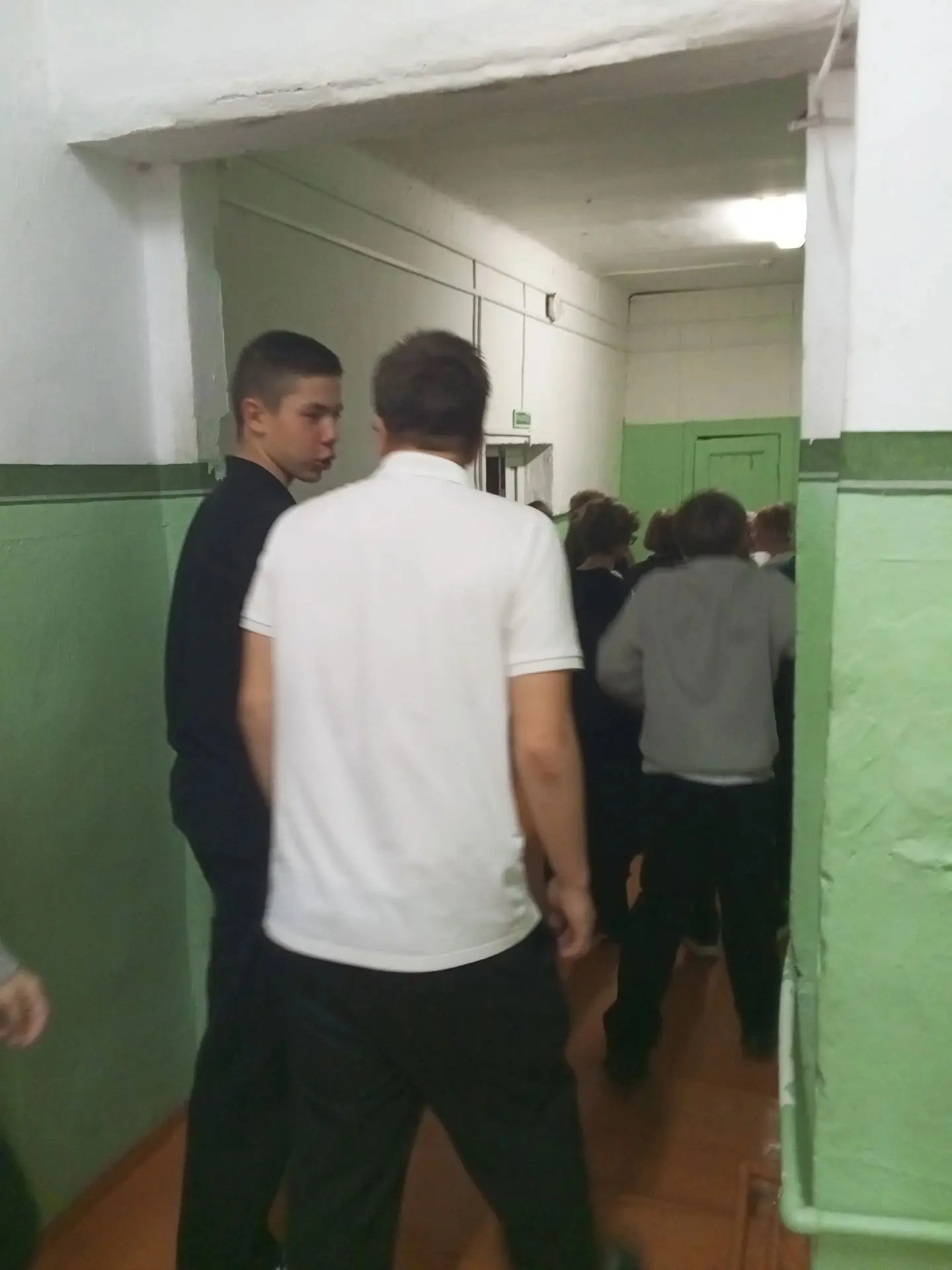 Тренировочная пожарная эвакуация в школе: безопасность — наш приоритет!