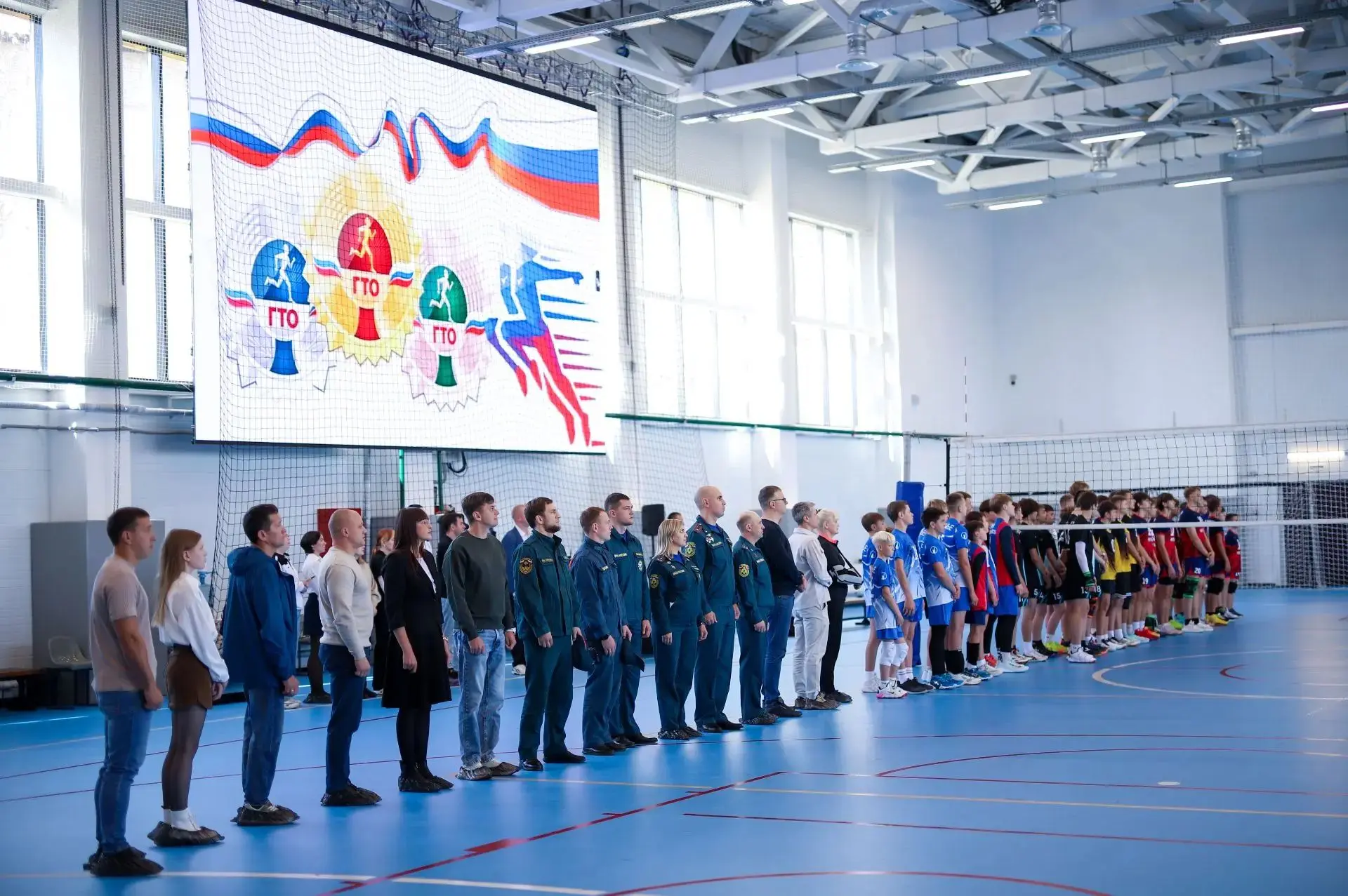🥇В Биробиджане вручили 21 знак ГТО