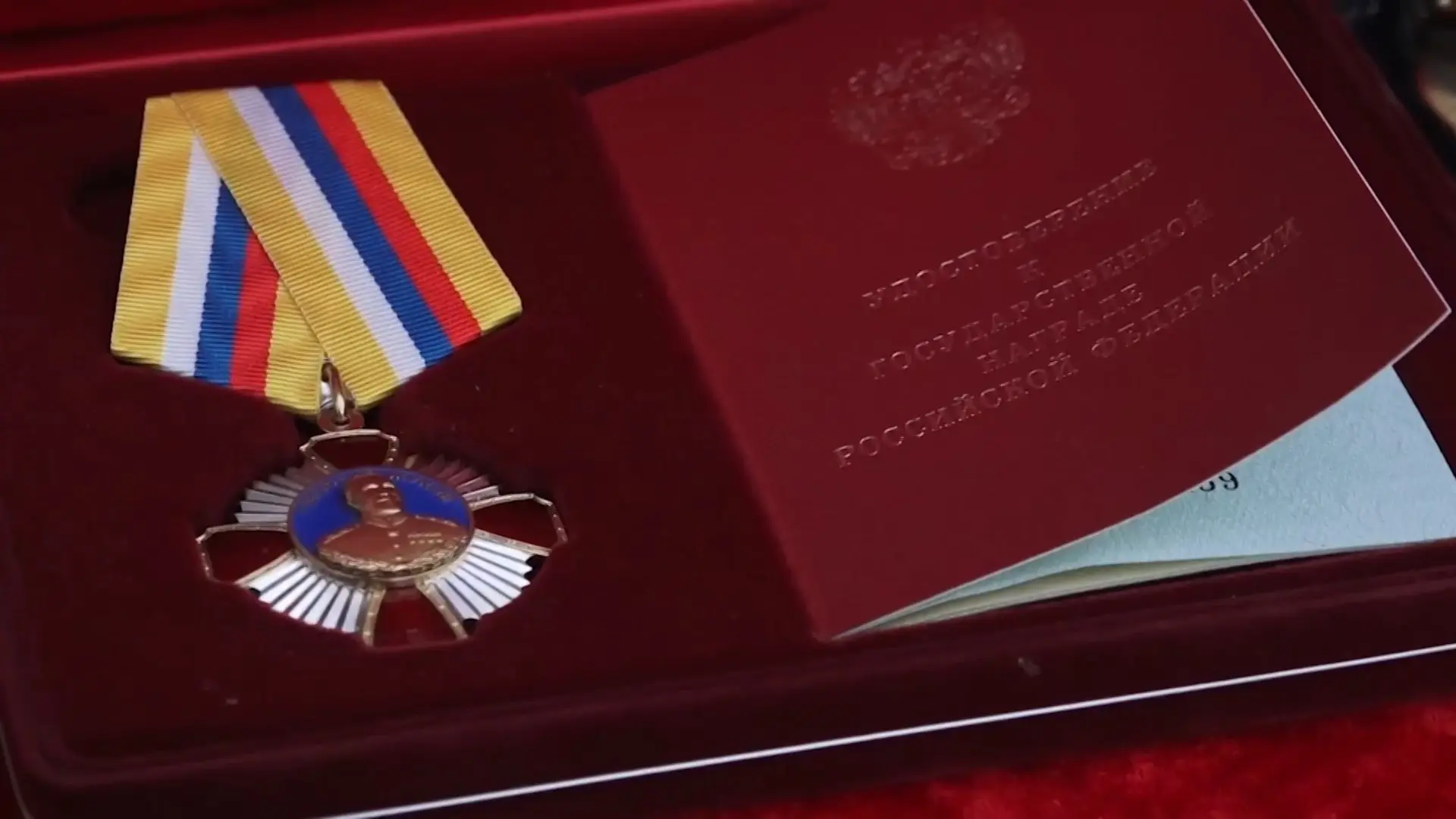 🎖 11‑я гвардейская Кингисеппская Краснознамённая орденов Александра Невского, Суворова...