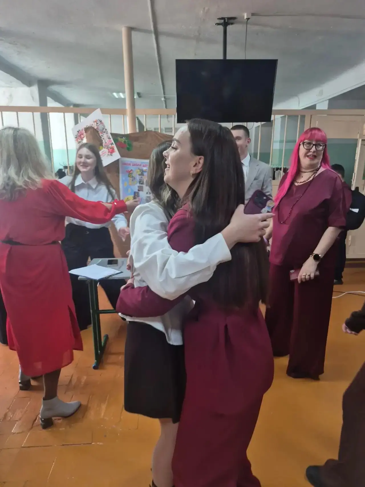 Вчера в нашей школе состоялось торжественное мероприятие, посвященное Дню учителя.