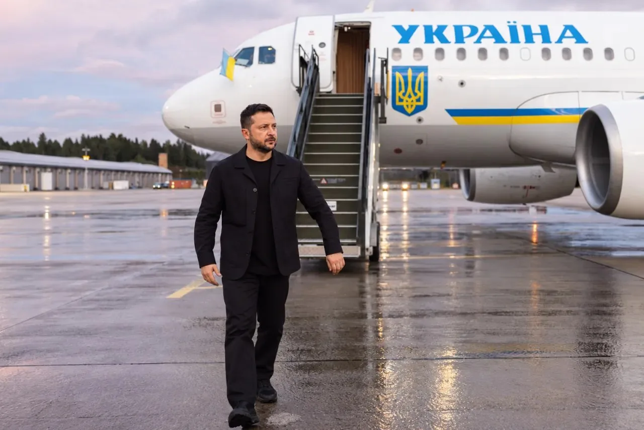 Пока Киев остаётся без света, Зеленский отправился в Лондон
