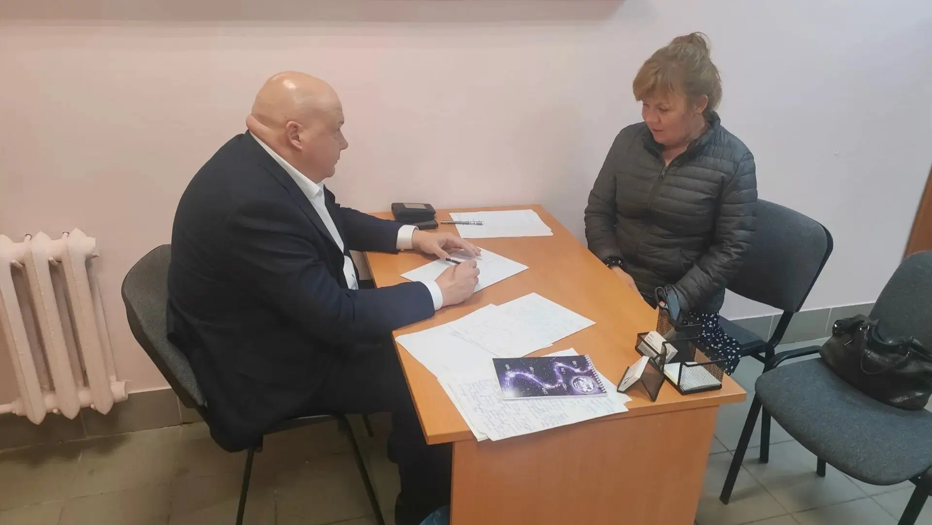 Сегодня на личный приём пришло много жителей Пролетарского округа Тулы.