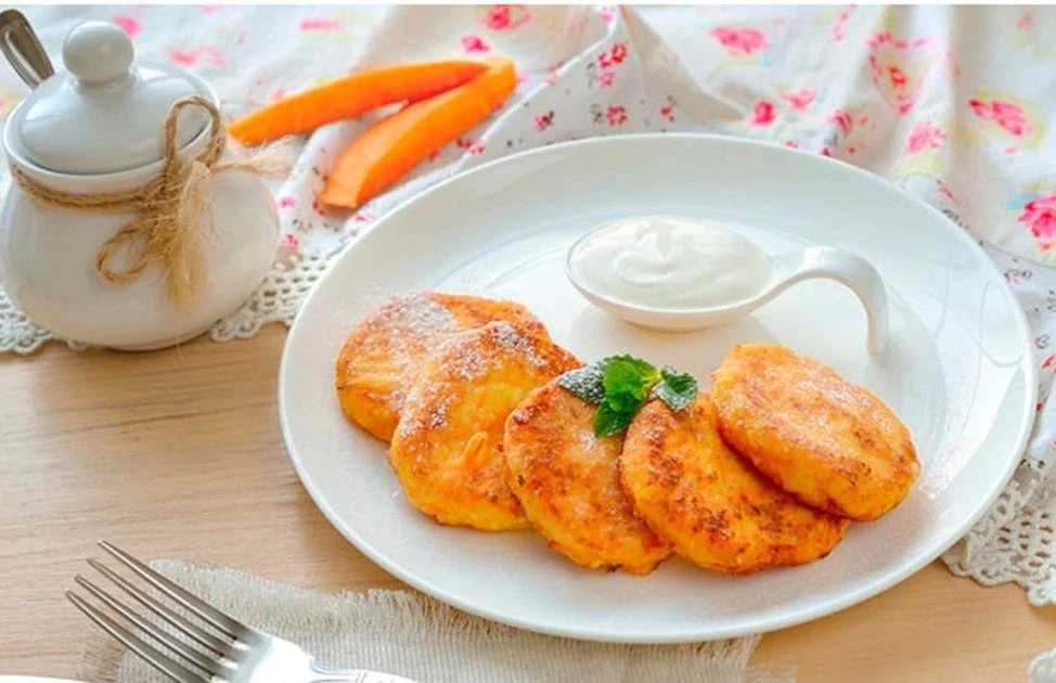 Морковные сырники на цельнозерновой муке