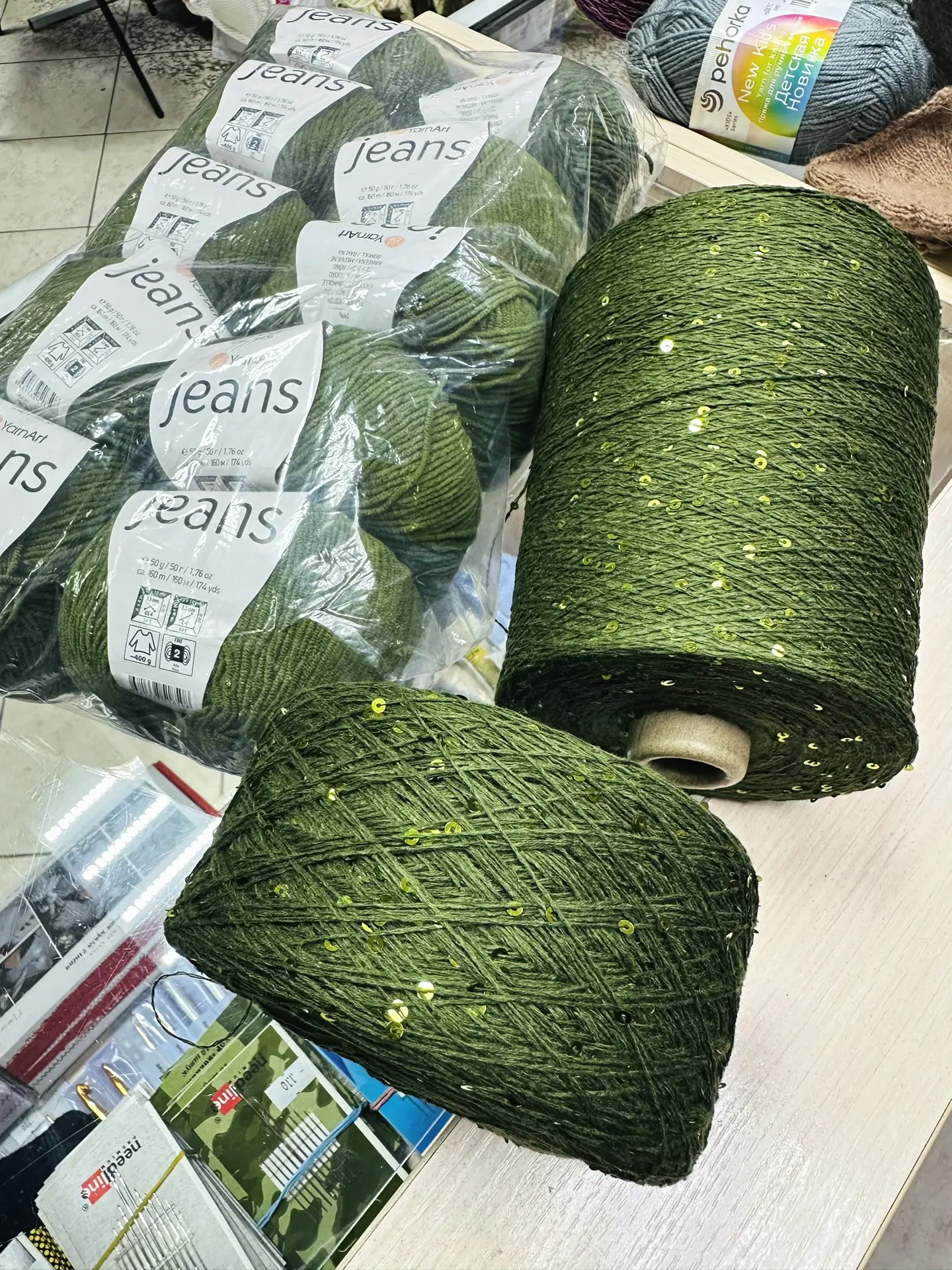 Красивый, зелёный 💚