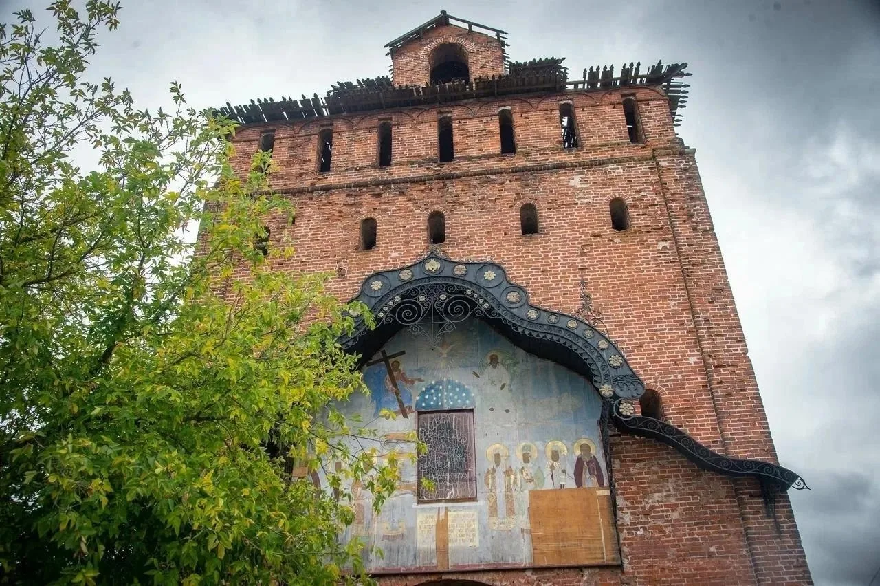 🏰 Пятницкие ворота в Коломне станут музеем к 850-летию города