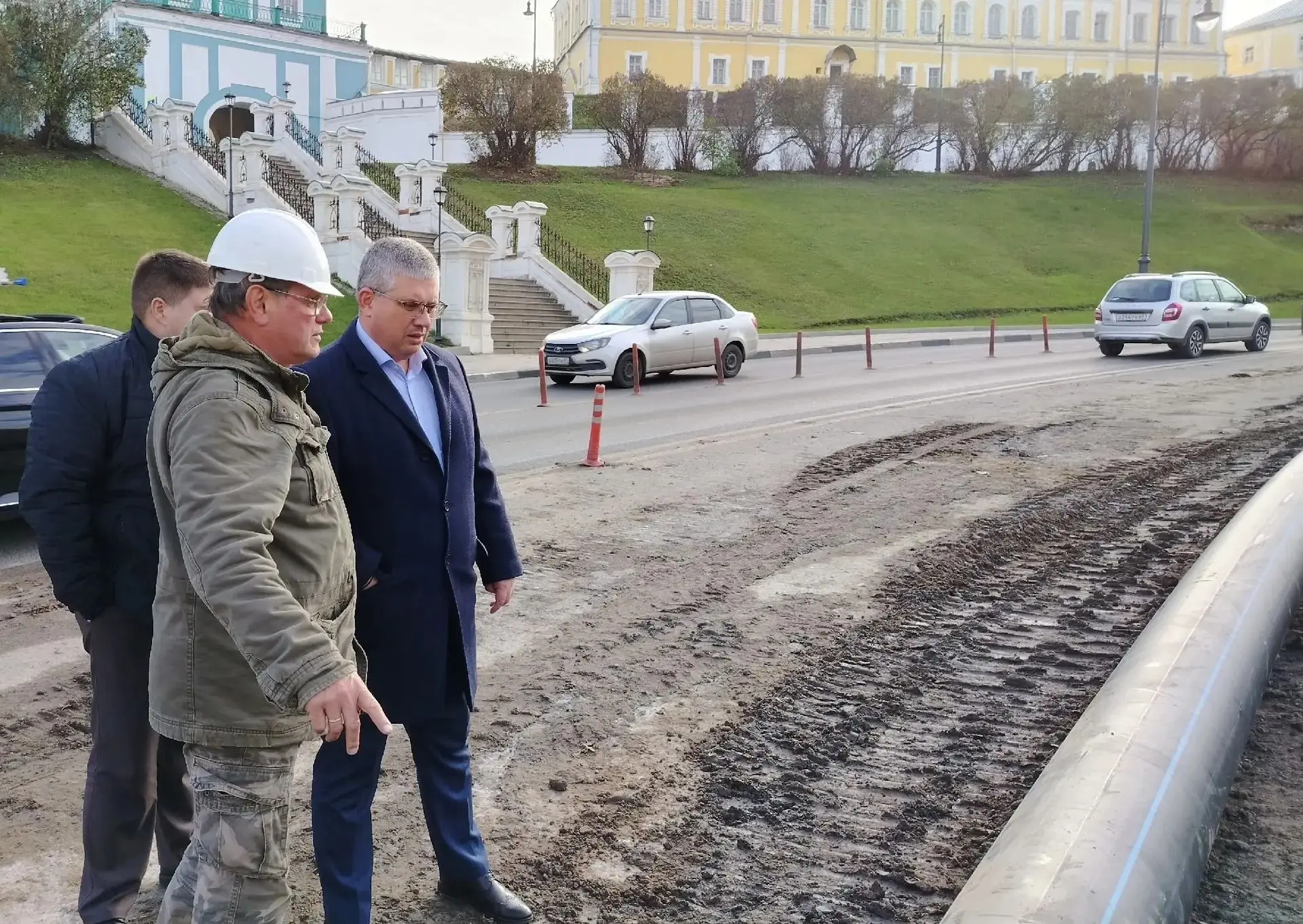 В Смоленске идёт переустройство канализационного коллектора возле Большой Советской