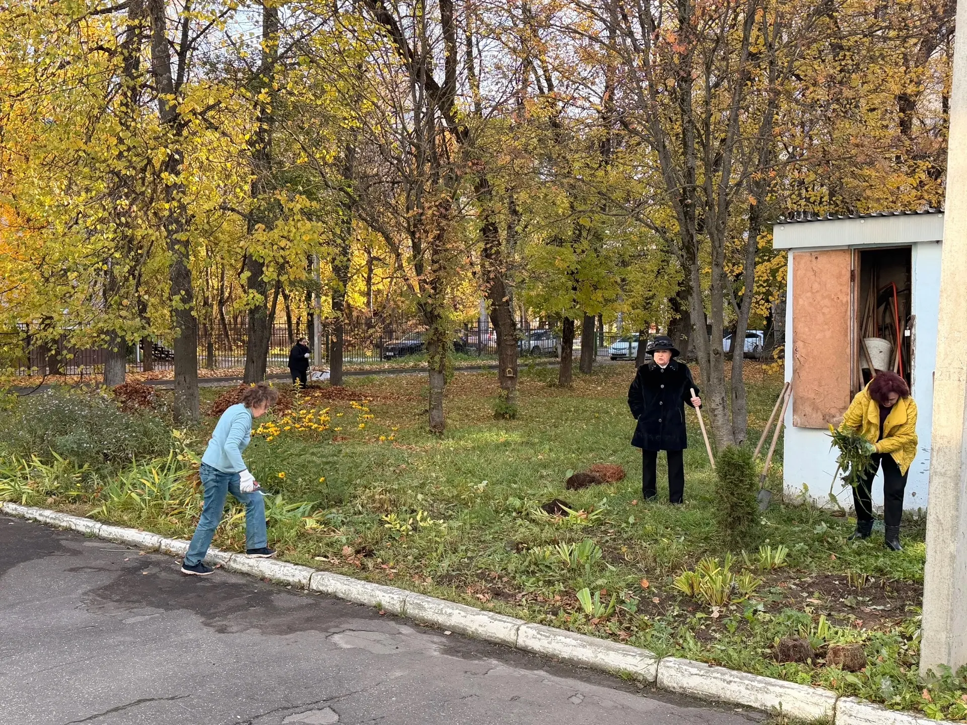 🌿 Когда школа — это дом, хочется, чтобы в нём было чисто и уютно!