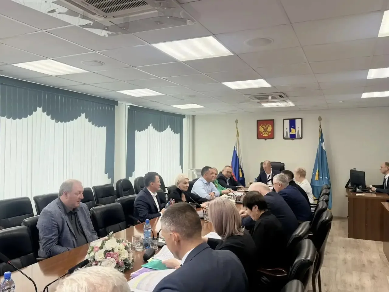 🇷🇺Депутаты «Единой России» обсудили поправки в областной бюджет на 2026 год