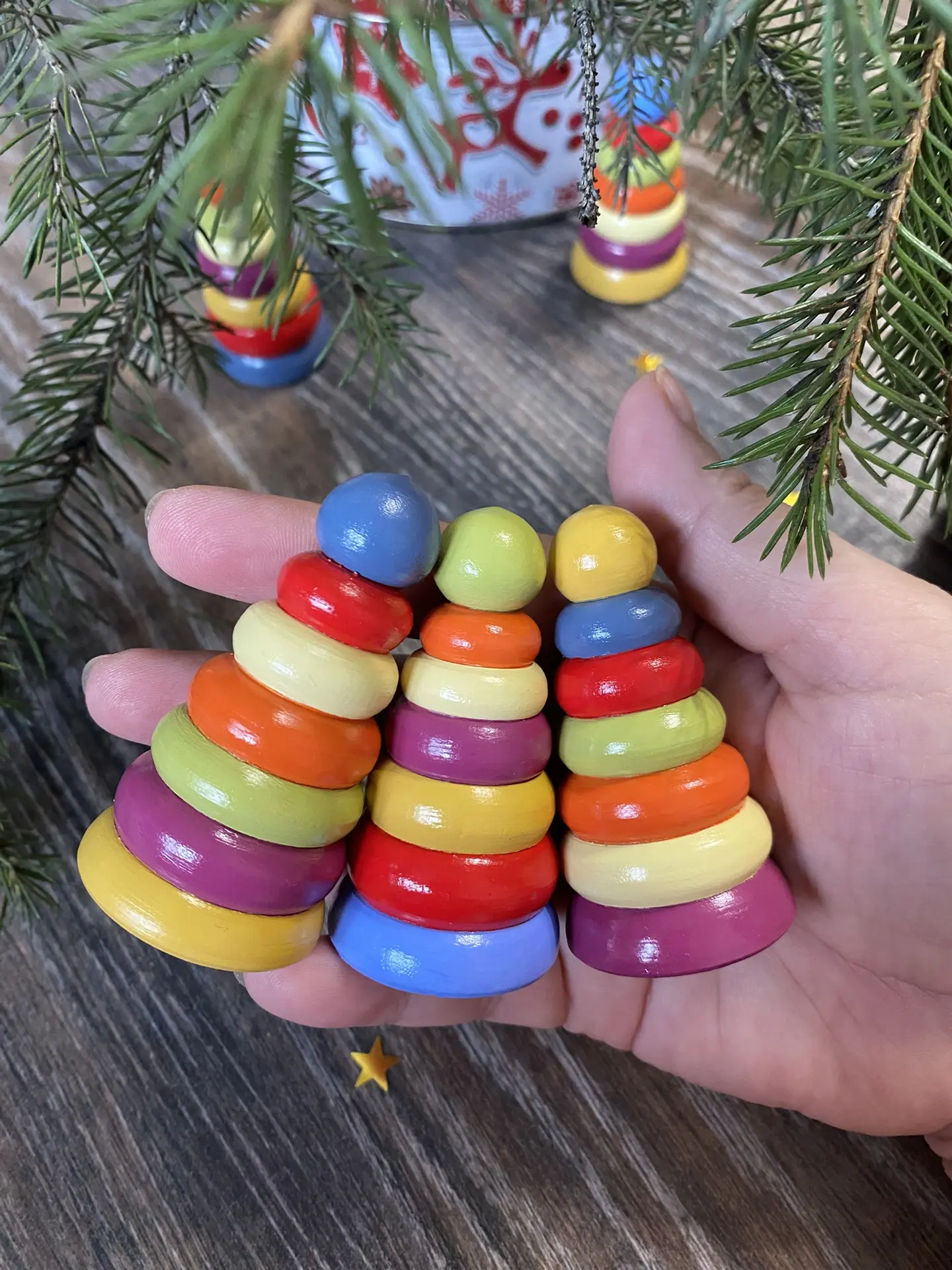 А вы знали, что посмотрев на то, как украшена новогодняя 🎄, можно узнать о характере, ...