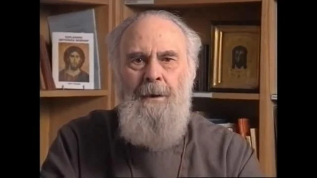 Когда ребенок рожден, надо над ним и о нем молиться, даже если почему-либо не молишься ...