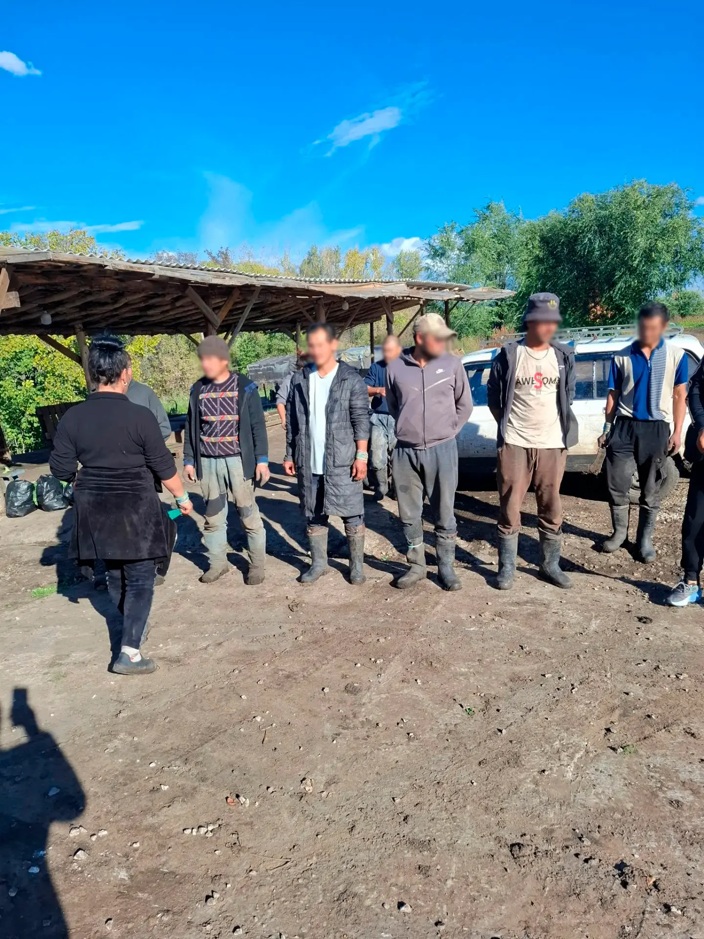 В Волжском районе продолжаются рейды по выявлению нарушений миграционного законодательс...