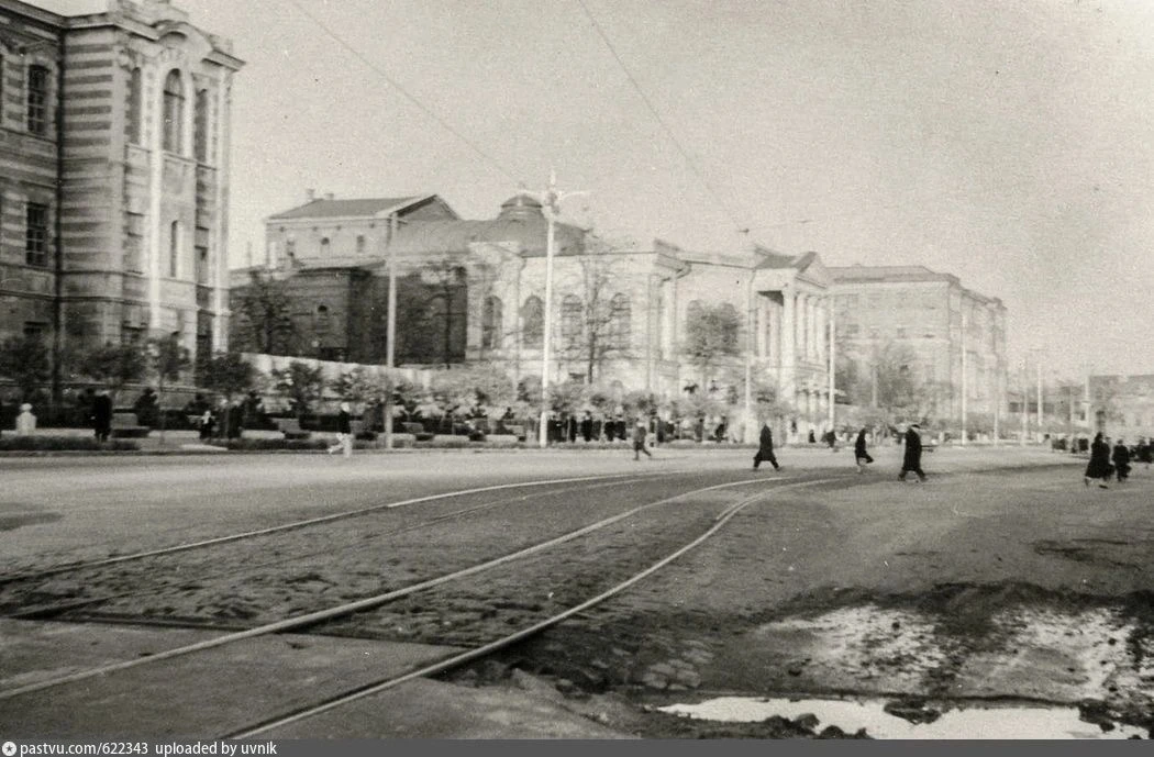 Площадь Свободы