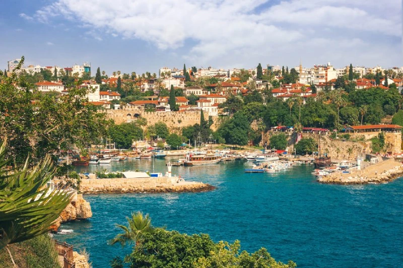 из Петербурга в Анталью 🇹🇷 за 5 300 р. OW (октябрь)
