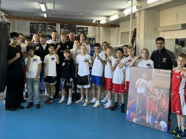 Байкальские боксёры встретились с чемпионом мира!🥊