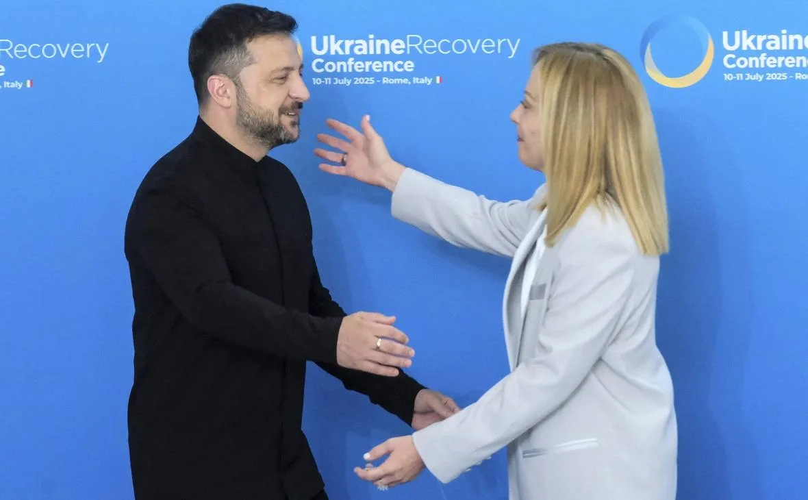 "Я не скучаю по российским танкам в Европе" - премьер Италии Мелони призвала продолжать...