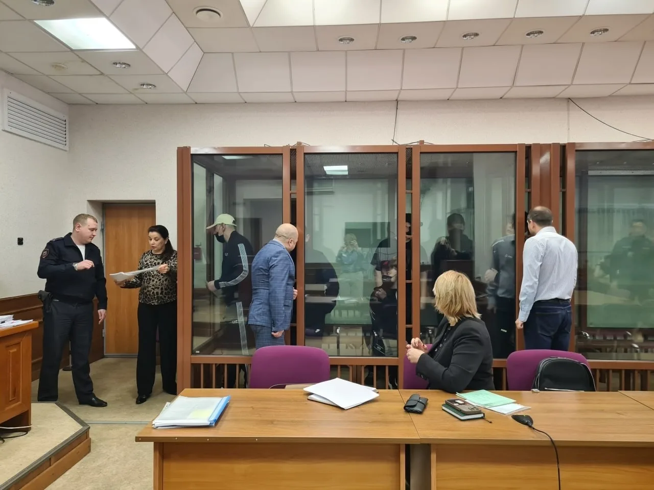 Суд над участниками издевательства на автомойке в Каменске-Уральском