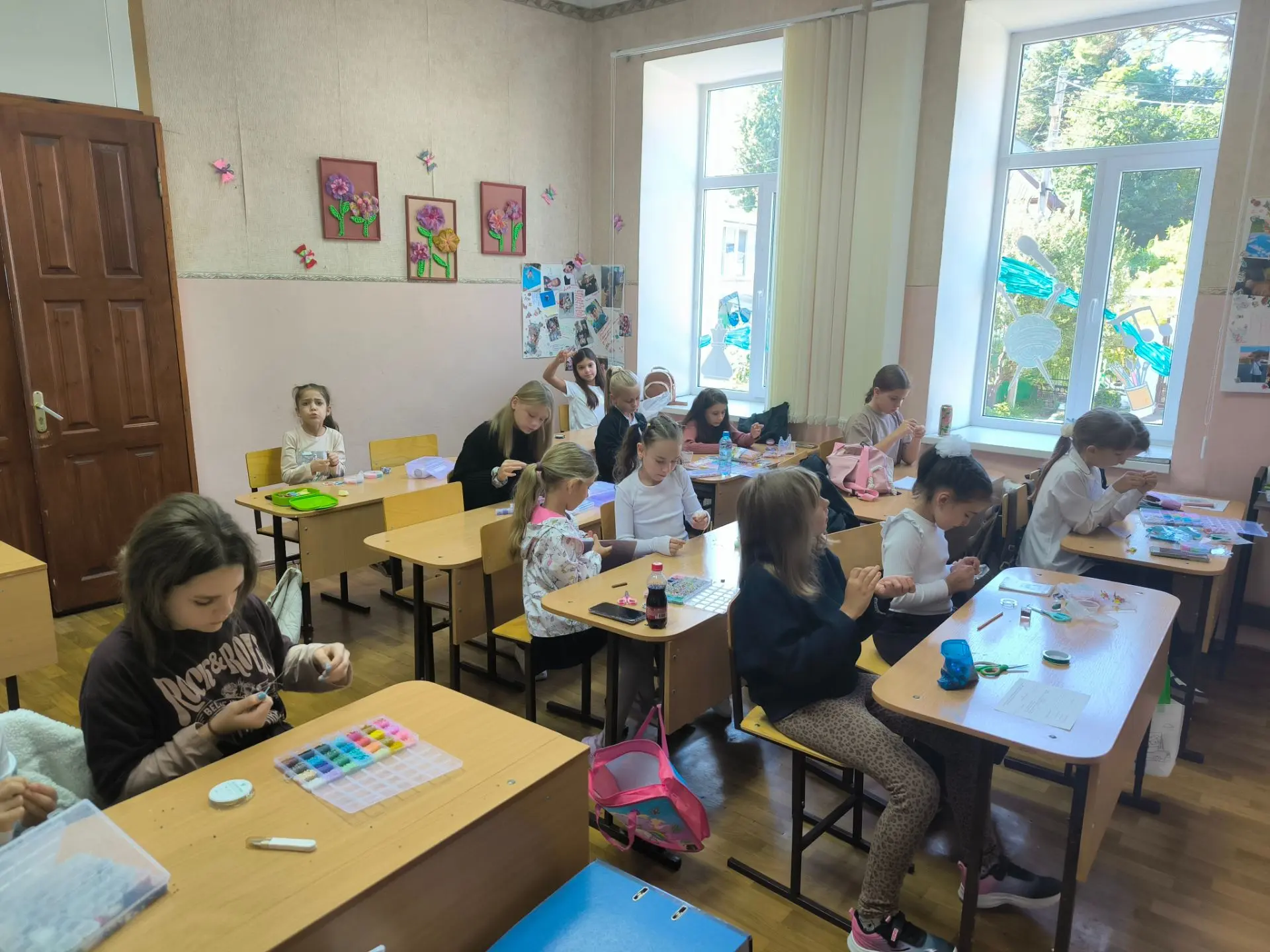 🔑 Подарок, сделанный с большой любовью! Ко Дню отца в объединении «Волшебный бисер»