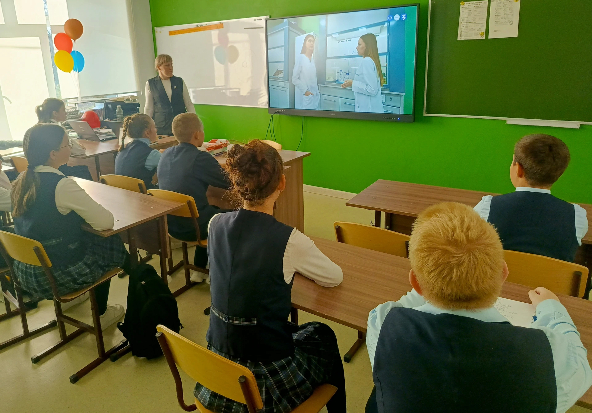 Һөнәрләр белән танышабыз. Знакомимся с профессиями