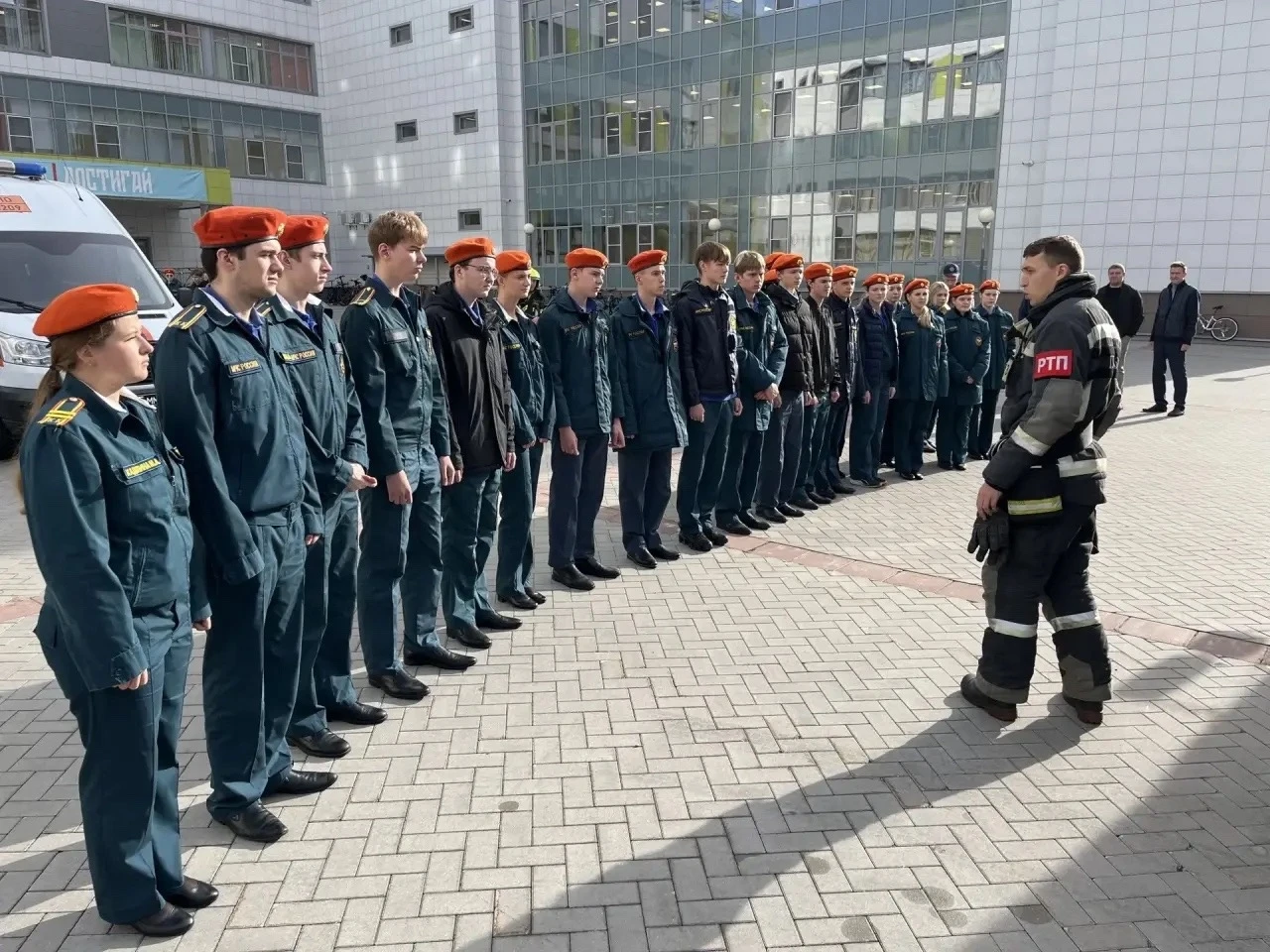 🚒 Открытый урок с профессионалами спасательного дела.