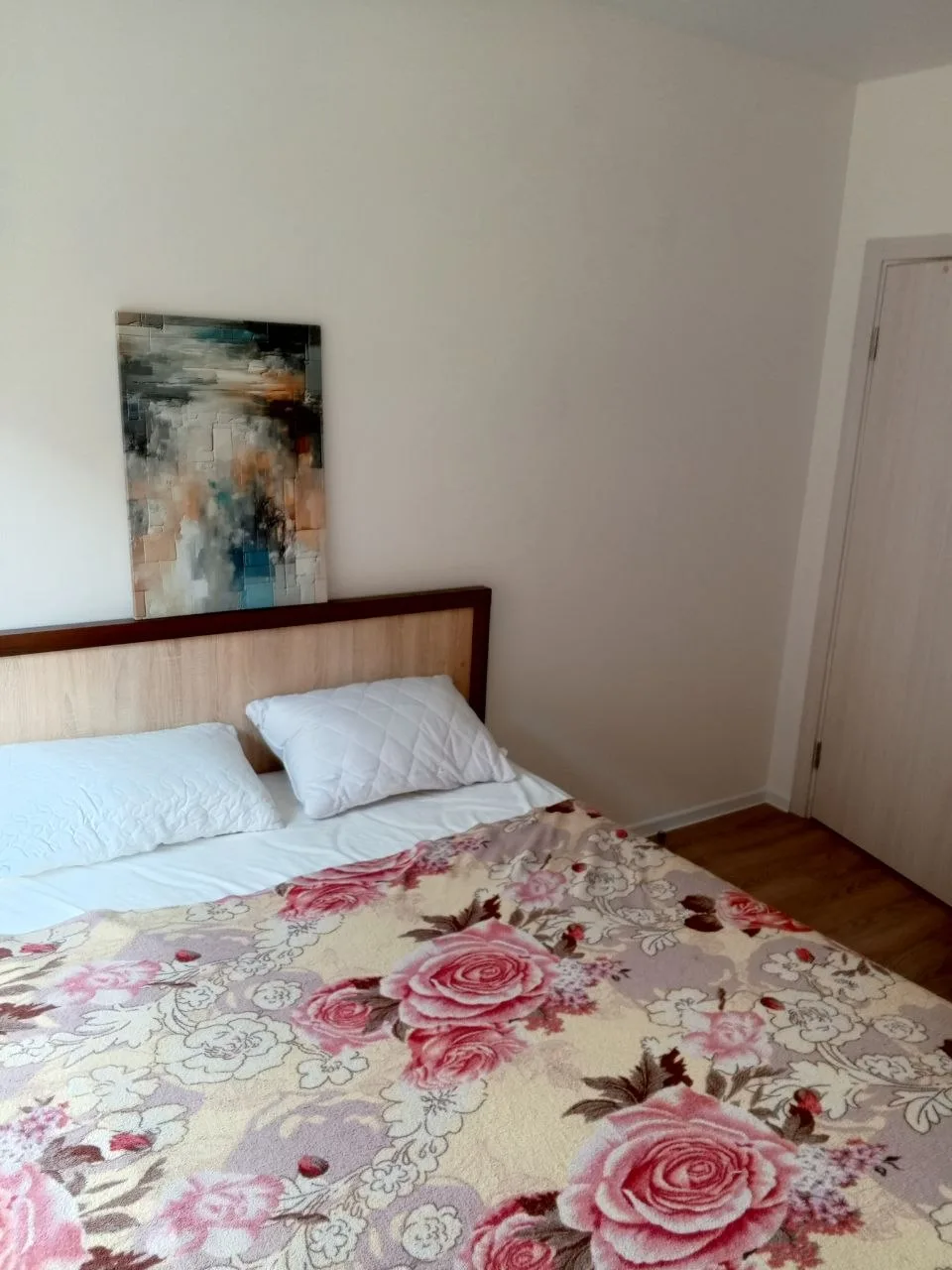 🛏 #Сдам комнату в 3-комнатной квартире.