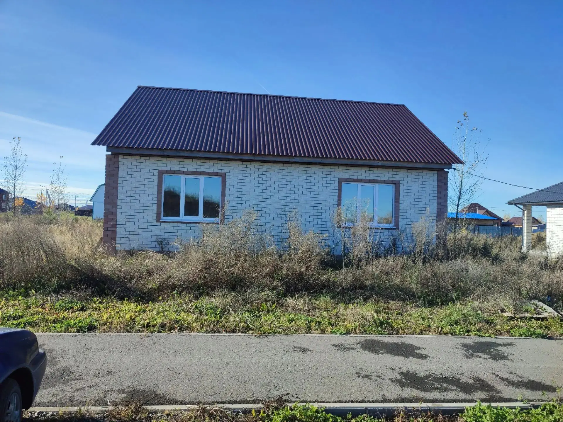 Продам дом 100кв.в г.Заводоуковск в новом развивающемся микрорайоне .В доме 3 комнаты, ...