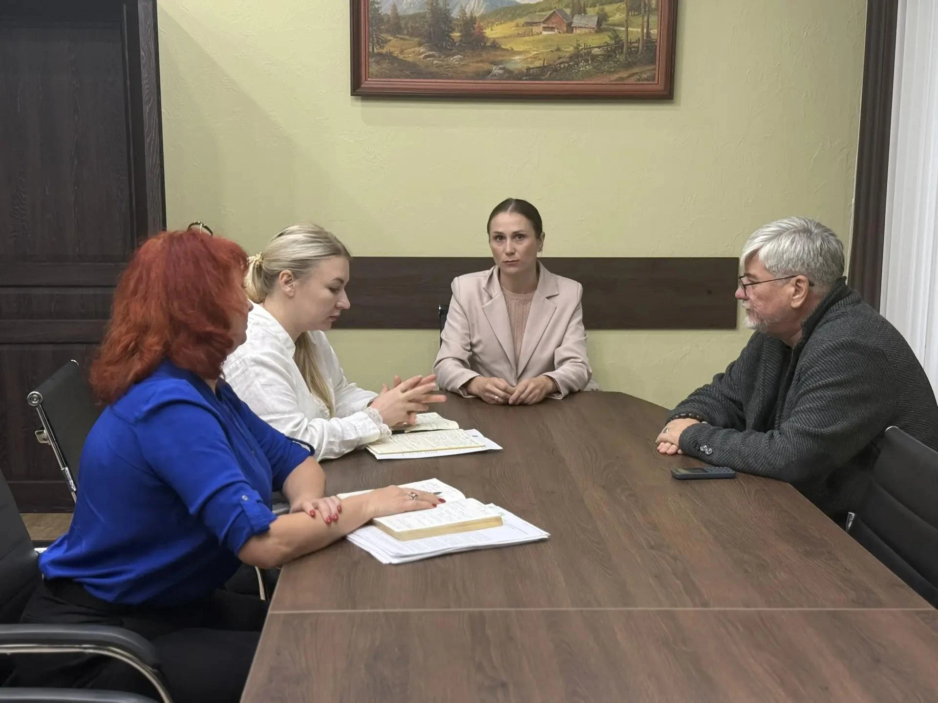 Решение многих городских вопросов начинается с открытого диалога. Продолжаю проводить л...