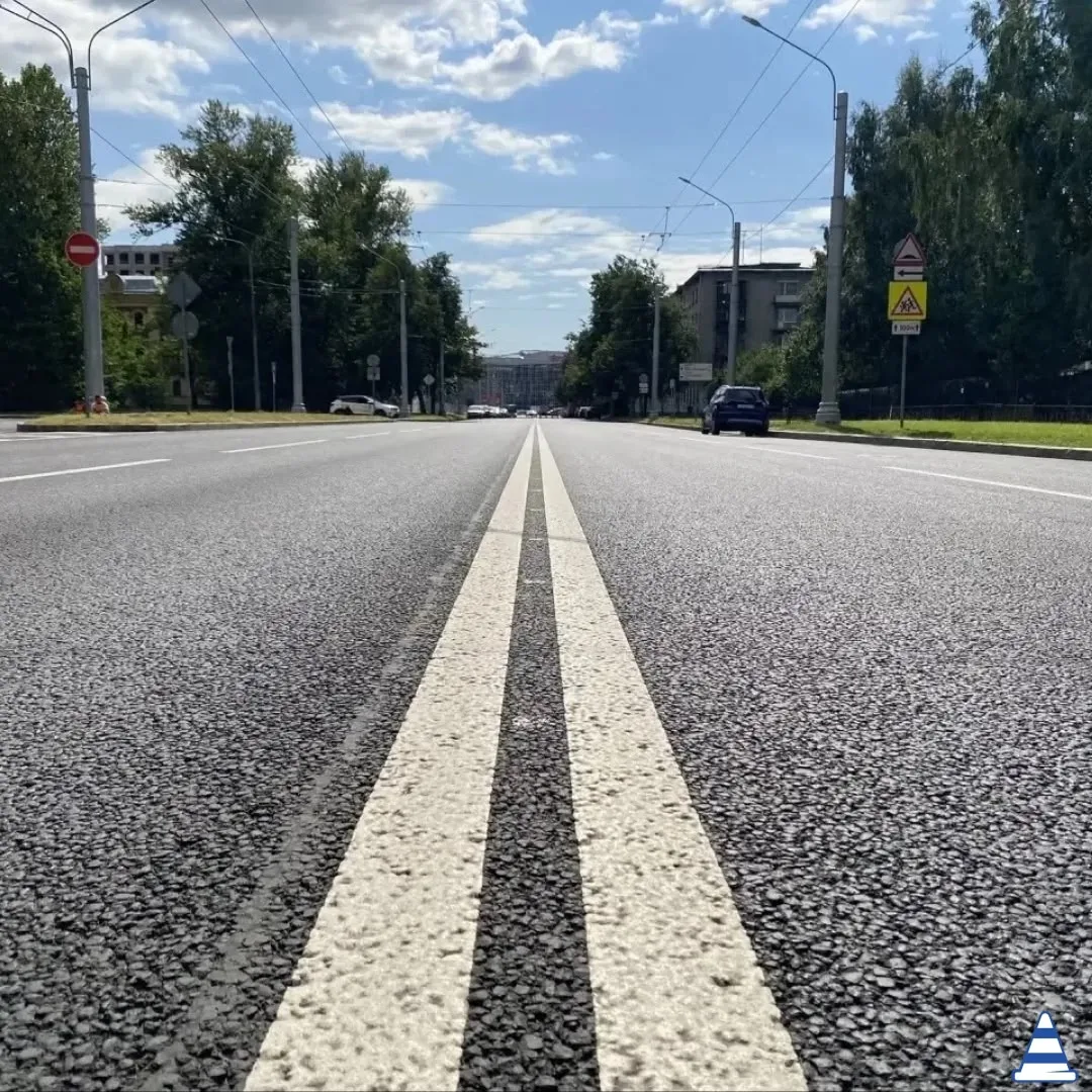 В Петербурге обновили три километра проспекта Металлистов