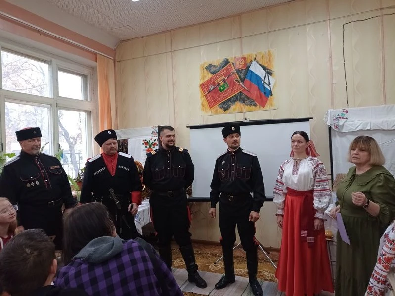 В Дятьковской центральной библиотеке в рамках программы «Пушкинская карта» состоялось б...
