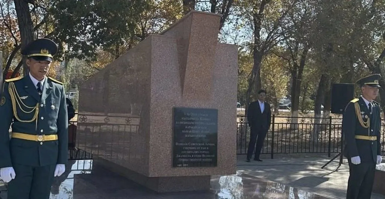 🇰🇿 #Казахстан Мемориал советским воинам восстановили в стране