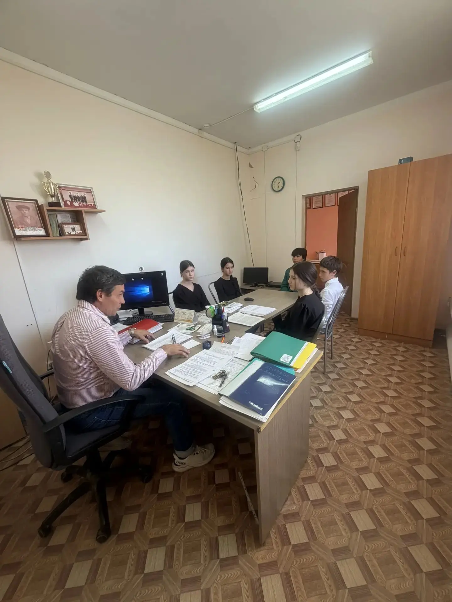 Будущее села в руках молодых: восьмиклассники в гостях у сельсовета! 💼