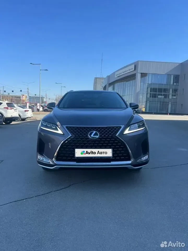 Продается автомобиль Lexus RX 2.0 AT, 2020 г.в., пробег 70500 км. 1 владелец, в ДТП не ...