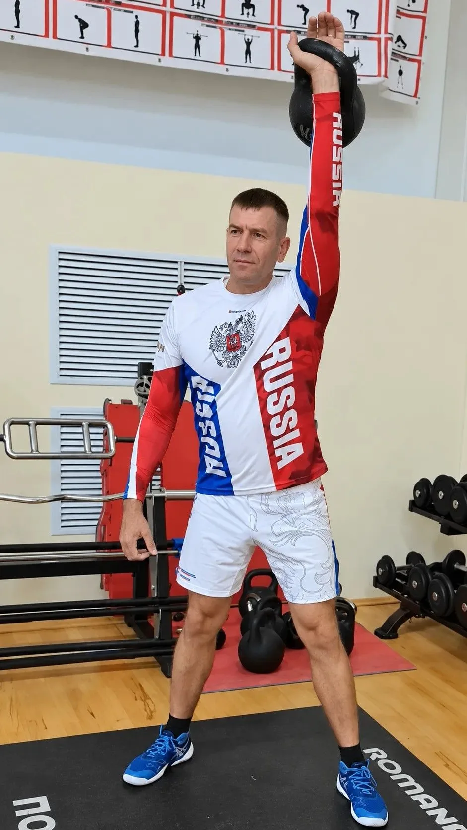 💪 130 рывков гири за 4 минуты. А вам слабо?