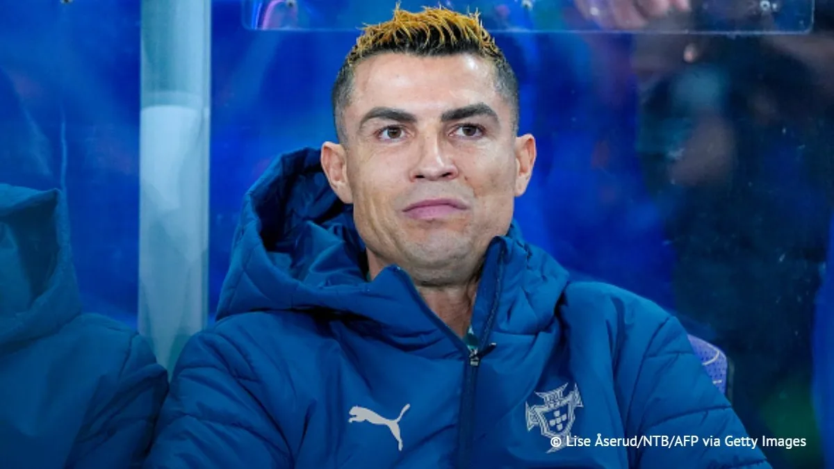 ⚽️ Криштиану Роналду временно отстранили от игр за сборную Португалии после того, как о...