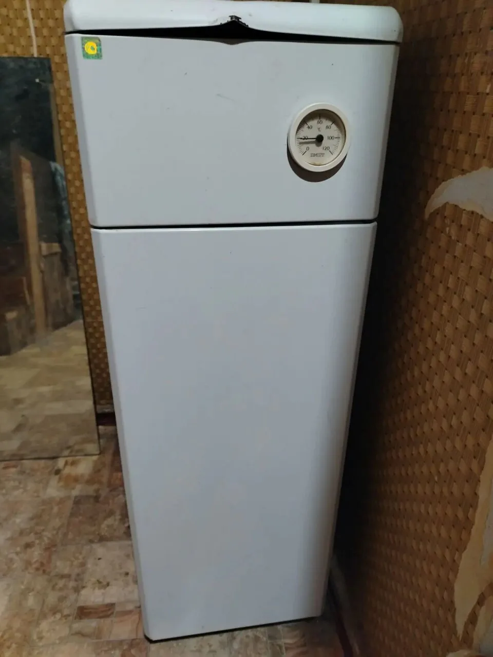 Продаю напольный газовый котёл б/у в нормальном рабочем состоянии. Реальному покупателю...