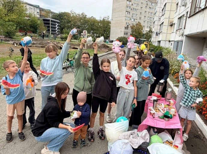 🎉 Жители ТОС «Розовый дом» приняли участие в празднике двора