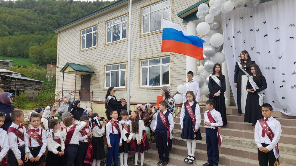🔔👌Сегодня в школе состоялся последний звонок для выпускников. Это важное и трогательн...