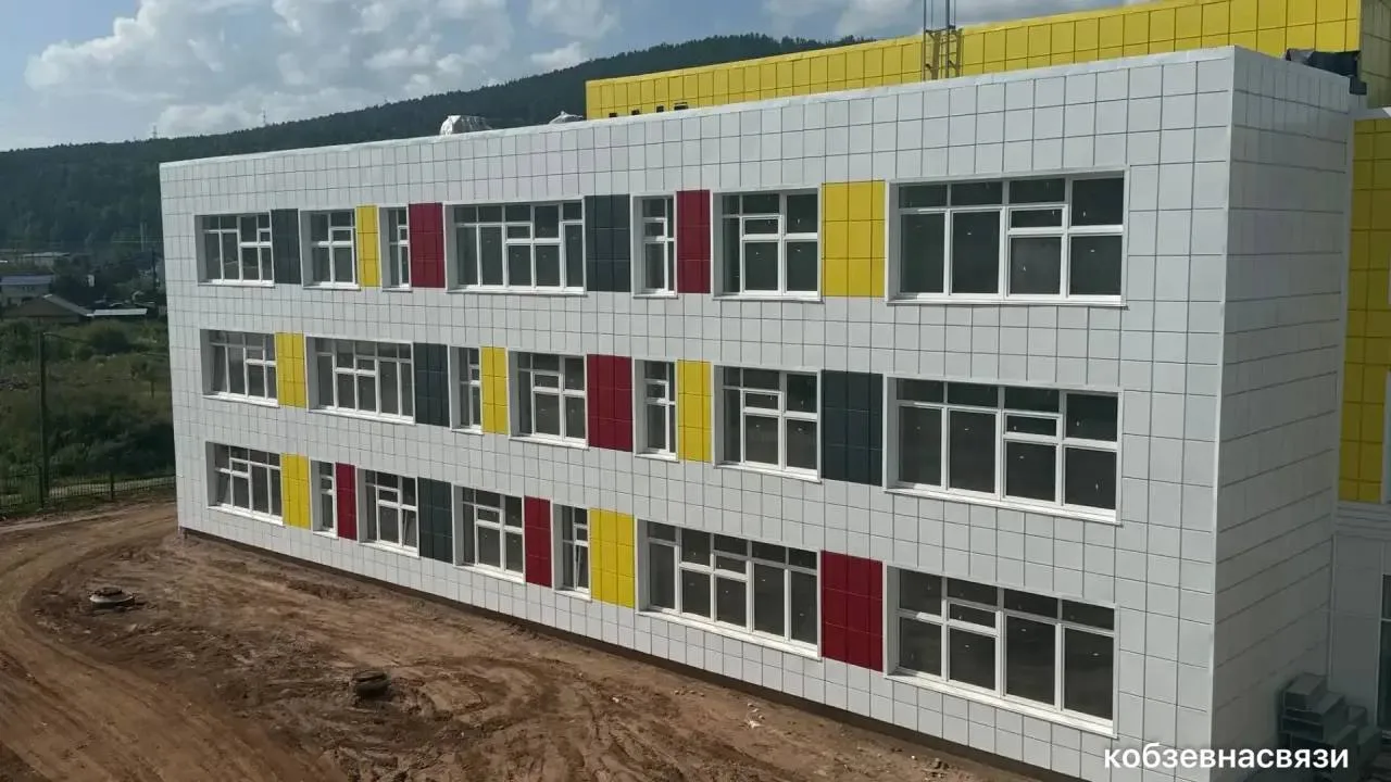 🏫 В Усть-Куте школа уже на три четверти готова — осталось доделать детали
